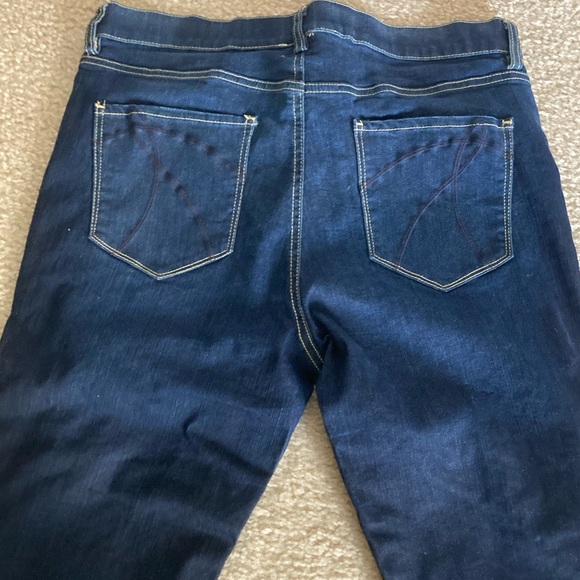 Size 14 New York & Company Boot Cut Jeans - Picture 4 of 5